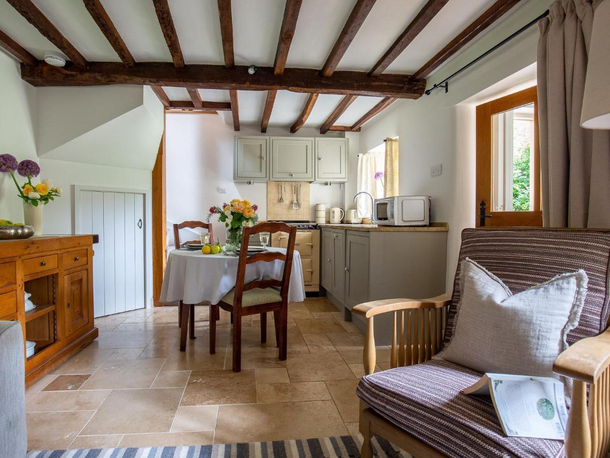 Climbing Rose Cottage - Dog Friendly - Peaceful Cotswold Cottage Adlestrop Экстерьер фото